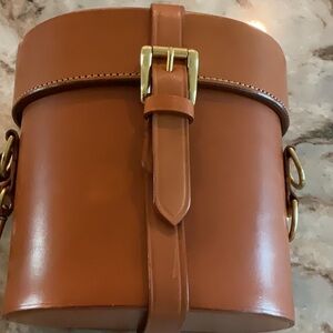 Joan & David vintage bucket bag,, caramel color, crossbody
